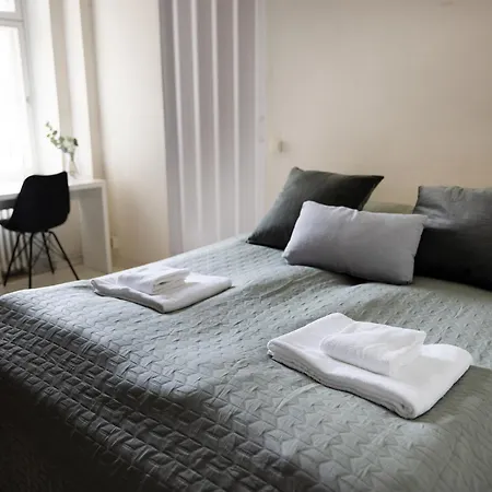 2ndhomes 2br With Sauna & Balcony דירה הלסינקי